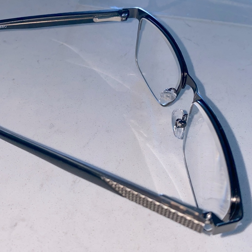 Design Optics by Foster Grant Metal Reading Glasses +1.75, 3-pack + 1 case - Picture 11 of 11
